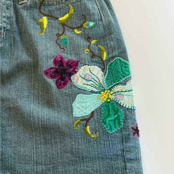 Gap Embroidered Denim Mini Skirt - Picture 2 of 6